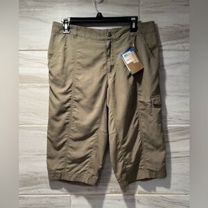 Columbia Psych to Hike Knee Pants Women's Tan Omni-Shade Size 10
NWT